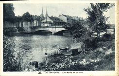 CPA Bayonne Les Bords de la Nive 