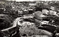 CPA Biarritz vue generale sur la Plage du Port Vieux 