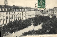 CPA Pau La Place Royale 