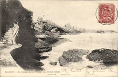 CPA Biarritz Le Roches de la Vierge la Roche Percee 