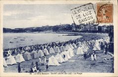 CPA La Cote Basque Saint Jean de Luz La Plage 