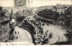 CPA Biarritz Vue sur le Boulevard 