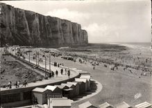 CPSM LE TREPORT la digue promenade
