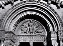 CPM Arles sur Rohne Le Trmpan de Saint Troplime