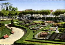 CPM Arles Les Jardins