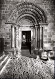 CPM Coustouges Interieur de l'Eglise Romane l'Abside