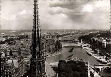 CPM Paris En Flanant Vue Panoramique Prise De Notre Dame