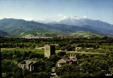 CPSM Ille Sur Tet La Vue Generale Et Le Canigou
