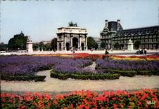 CPSM Paris Le Carrousel Le Jardin Des Tuileries