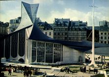 CPSM En Normandie Rouen L'Eglise Sainte Jeanne D'Arc Place Du Vieux Marche