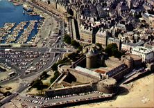 CPSM Saint Malo Vue D'Ensemble Sur Le Chateau