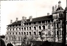 CPSM Le Chateau De Blois La Facade Des Lages