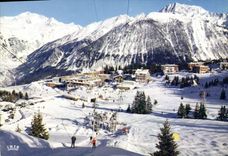 CPSM Courchevel Vue Generale Depuls Les Pistes De La Loze