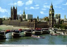 CPSM The Houses Of Parliament And Westmusstar Bridge London