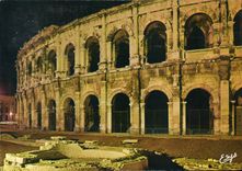 CPSM Nimes Gard Les Arenes Amphitheatre Romain 