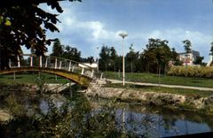 CPSM Vichi Allier Le Parc et la Riviere artificielle du Centre Omnisports 