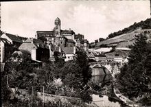 CPSM Estaing Aveyron Vue generale Le Vieux Pont sur le Lot Le Chateau 