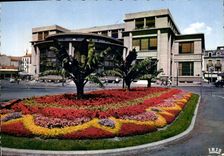 CPSM Vichy Allier Reine des Villes d'Eaux la Poste 