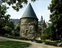 CPSM Au Pays Lorrain Metz Moselle La Tour Camoufle 