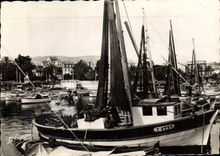 CPSM Toulon un coin du port au Mourillon 