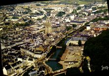 CPSM La Bretagne Quimper Finistere Sud vue generale la Riviere L'Odet et la cathedrale Saint Corenti