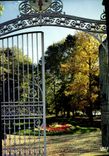 CPSM Jarnac Charente Pays du Coggnac l'entree du jardin public 