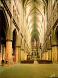 CPSM Metz Moselle la cathedrale la Nef la plus Haute de France apres le Choeur de Beauvais et avec l