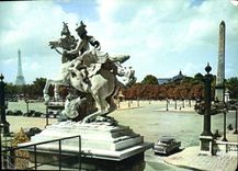 CPSM Paris le Mercure de Covsevo et la place de la Cancorde 