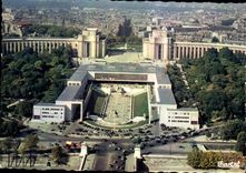 CPSM Paris le palais de Chaillot 