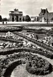 CPSM Paris en Flanant jardin des Tuileries l'Arc de Triomphe du Carrousel 