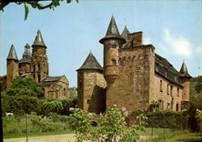 CPSM Collonges la Rouge Correze L'eglise prise du Castel Lossihnac 