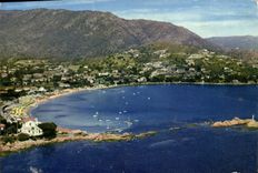 CPSM Cote d'Azur France French Riviera Environs du Lavandou Var St Clair Vue aerienne 