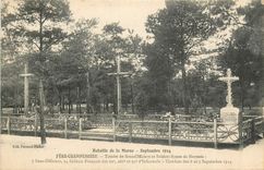 CPA Bataille de la Marne Sept 1914 Fere Champenoise tombe de Sous Officiers et soldats Route de Norm