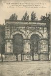 CPA Saintes Arc de Triomphe erige en l'an 18 DE j c
