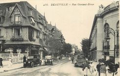 CPA Deauville Rue Gontaut Birou