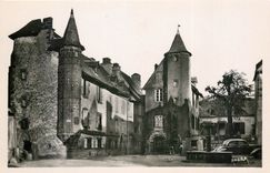 CPA Salers (Cantal) La Grande Place