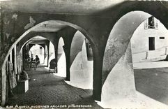 CPA Annecy Ancienne Arcades Pittoresque