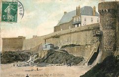 CPA St Malo les remparts et la Plage de Bon Sacours