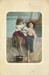 CPA couple enfants marins