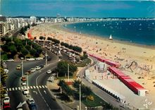 CPSM La Baule Le boulevard de Mer et la grande plage vus de l'hotel Majestic