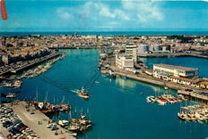 CPSM Les Sables d'Olonne (Vendee) le port