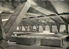 CPSM Sanctuaire de Lourdes Basilique Souterraine Saint Pie Long 201 m Larg 81 m