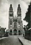 CPSM Tours (Indre et Loire) La Cathedrale (XIIIe XVIe s)