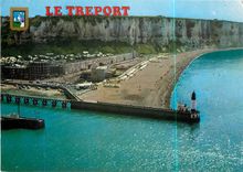 CPSM Le Treport (Seine Mme) Normandie L'entree du port