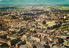 CPSM Caen (Calvados) l'Eglise et le Quai le chateau