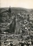 CPSM Le Puy en Velay (Haute Loire) alt 630 m un des curieux aspect de la Ville dite Cite Sainte