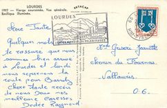 CPSM Lourdes Vierge Couronnee Vue generale Basilique illuminee