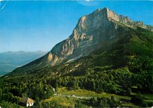 CPSM Le Mont Granier (1938 m) l'arrivee au Col et le Chalet Hotel