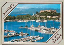 CPSM La Cote d'Azur Antibes Le Port le Fort Carre au fond les Alpes