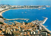 CPSM Au soleil de la Cote d'Azur Cannes Le Suquet le Port
